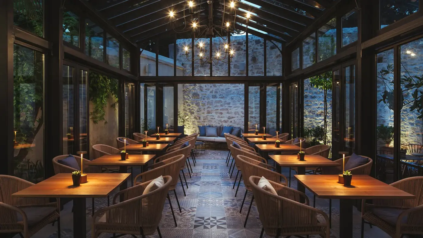 Almayer Art & Heritage Hotel