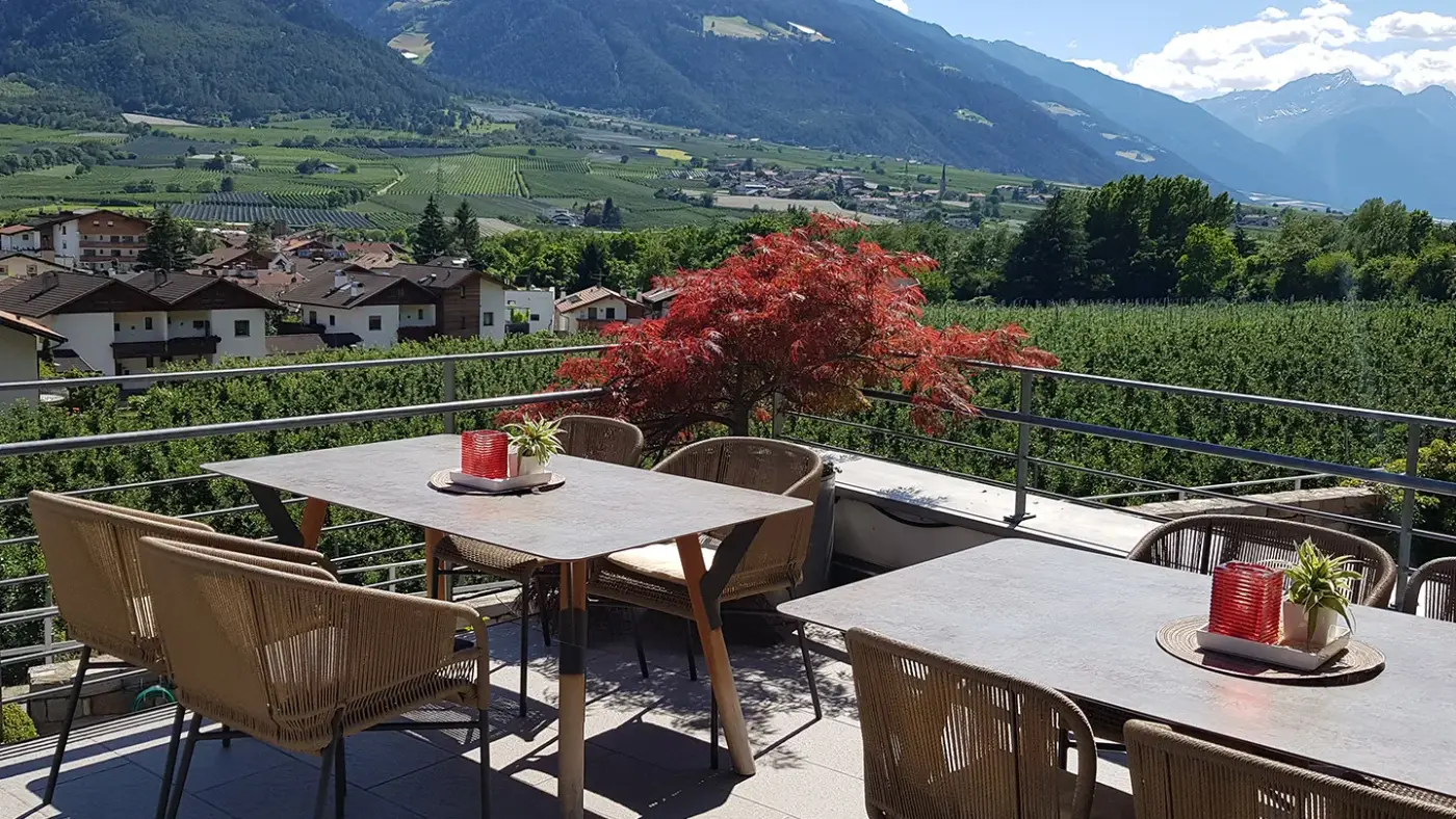LINDENHOF RESORT, NATURNO