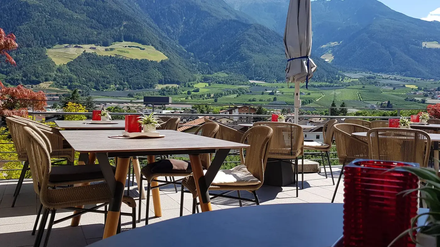 LINDENHOF RESORT, NATURNO