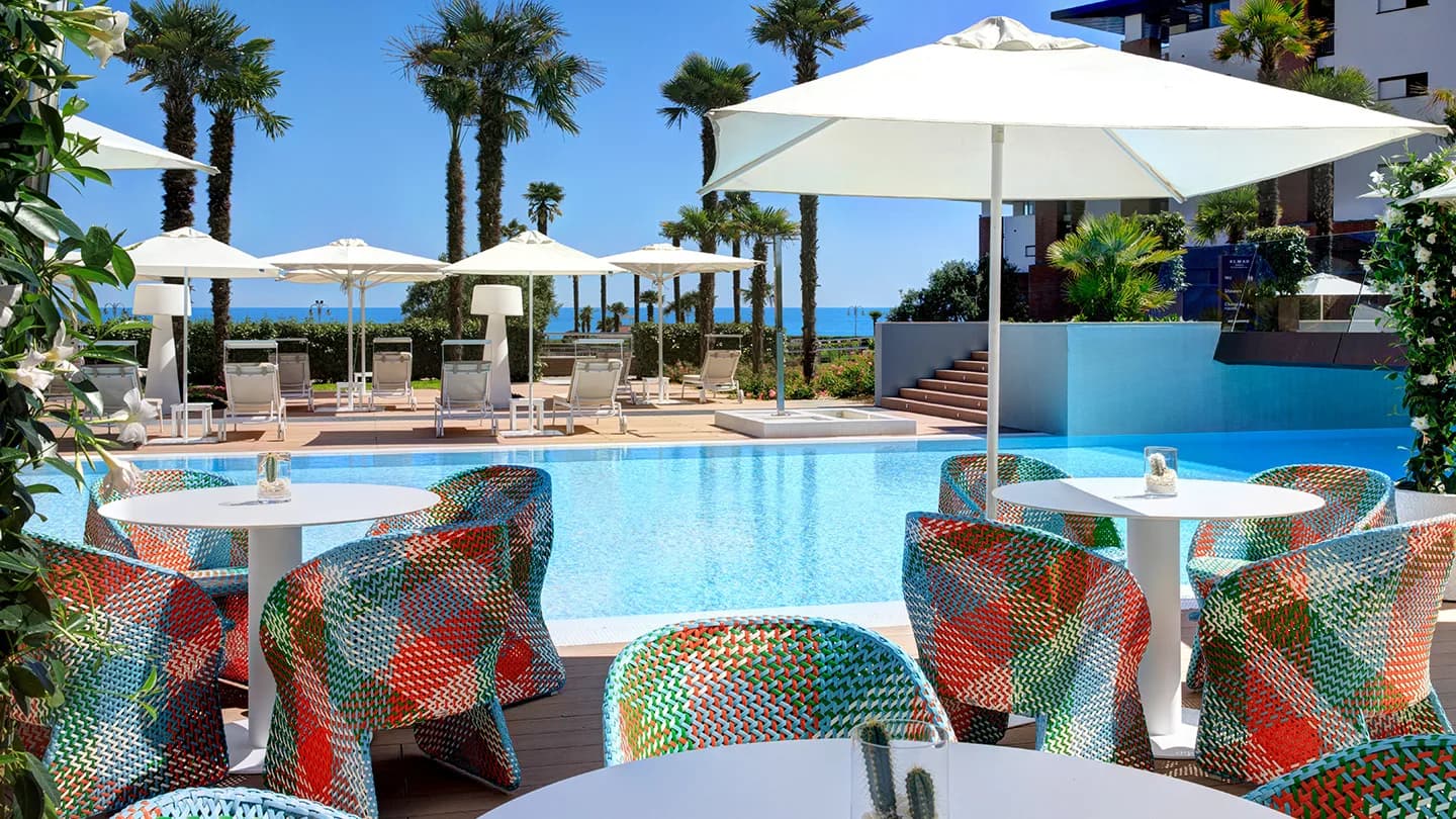 Almar Hotel