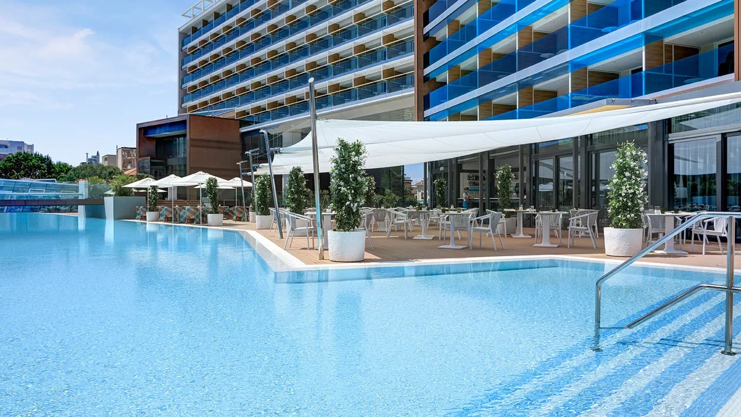 Almar Hotel