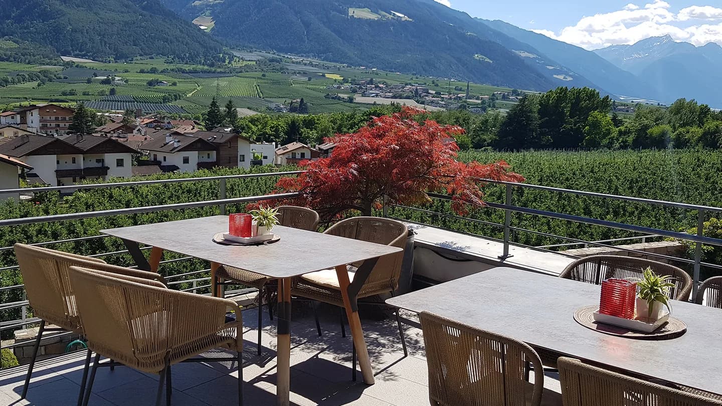 LINDENHOF RESORT, NATURNO